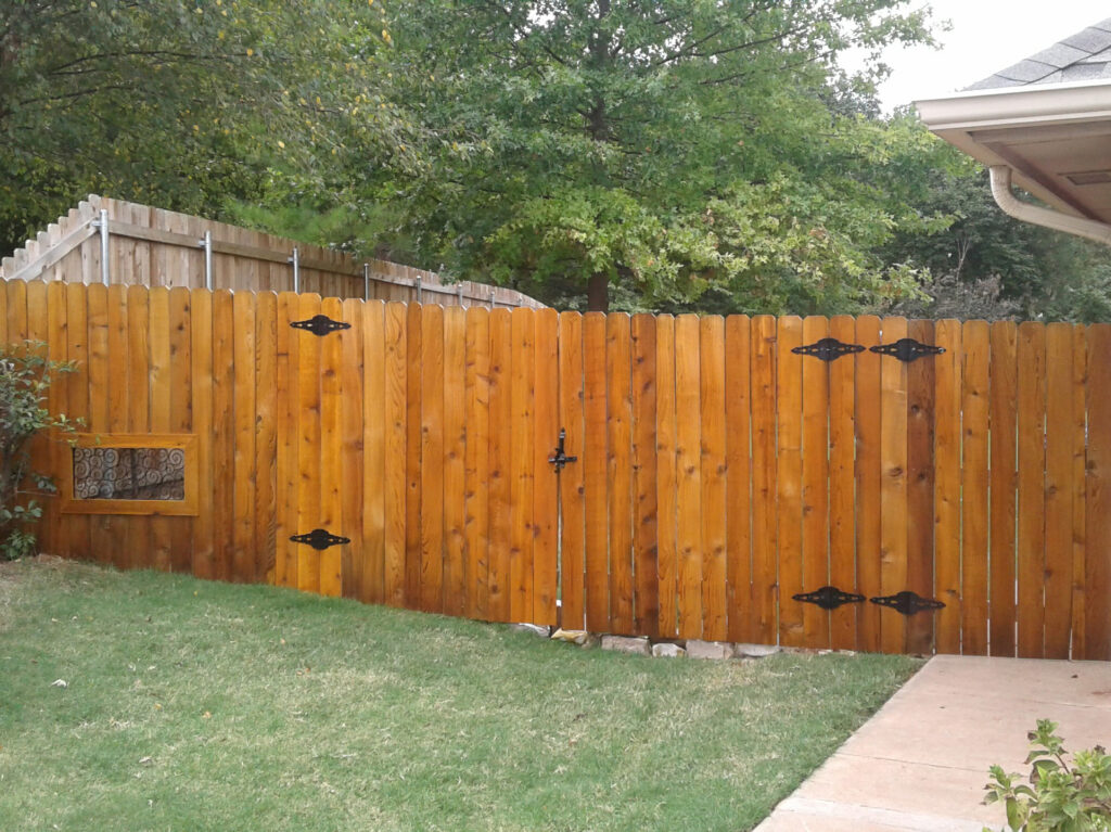 Fencing, Gate & Stain